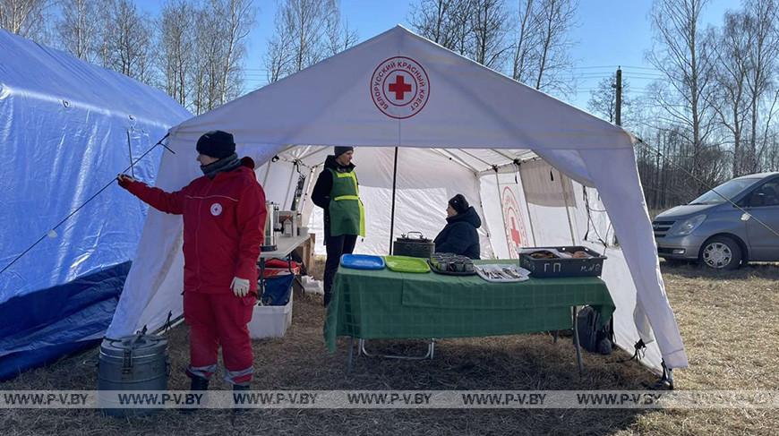 Полевую столовую для украинских граждан развернули на приграничье в Гомельской области