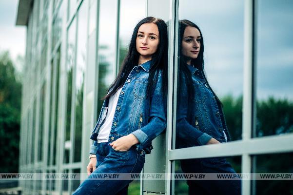 Юнкор газеты Дарья Бахир стала студенткой факультета журналистики БГУ Юнкор газеты Дарья Бахир стала студенткой факультета журналистики БГУ