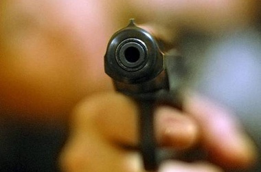 17-летний парень выстрелил из пневматического пистолета в пятиклассника