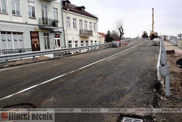 Временно открыто движение по мосту через Пину