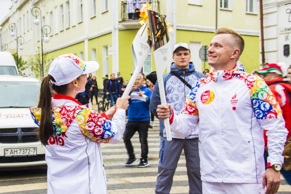 В Пинске прошла эстафета огня ІІ Европейских игр (обновлено)
