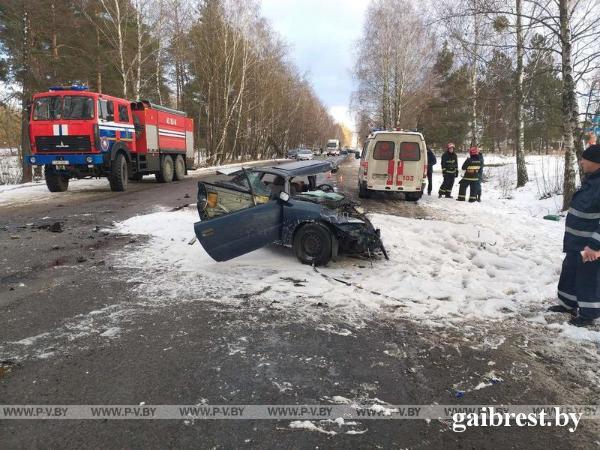 Водитель-бесправник совершил в Пинске ДТП