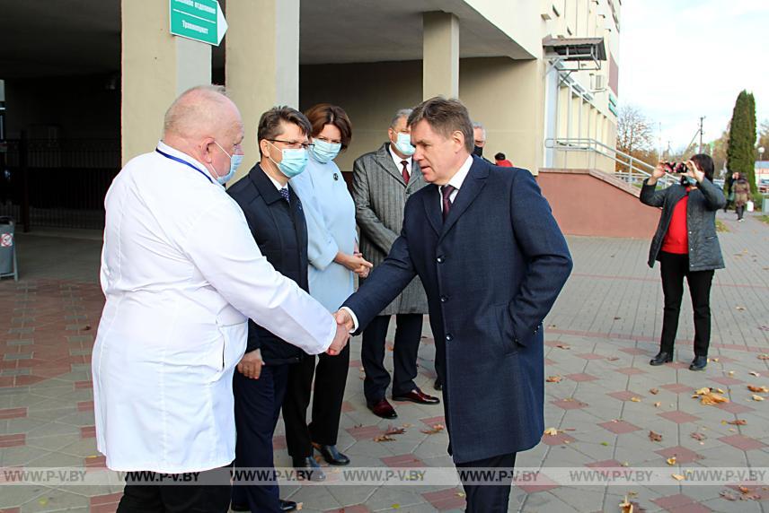С официальным визитом в Пинске - заместитель премьер-министра Республики Беларусь Игорь Петришенко