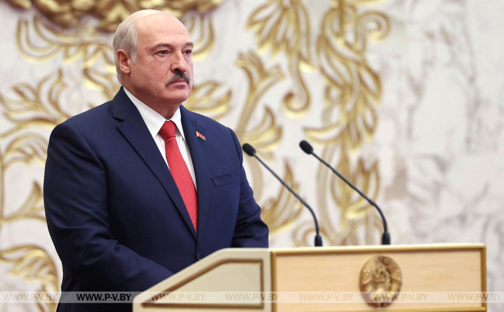 Александр Лукашенко подписал закон об изменении Конституции, который предусматривает введение в республике единого дня голосования