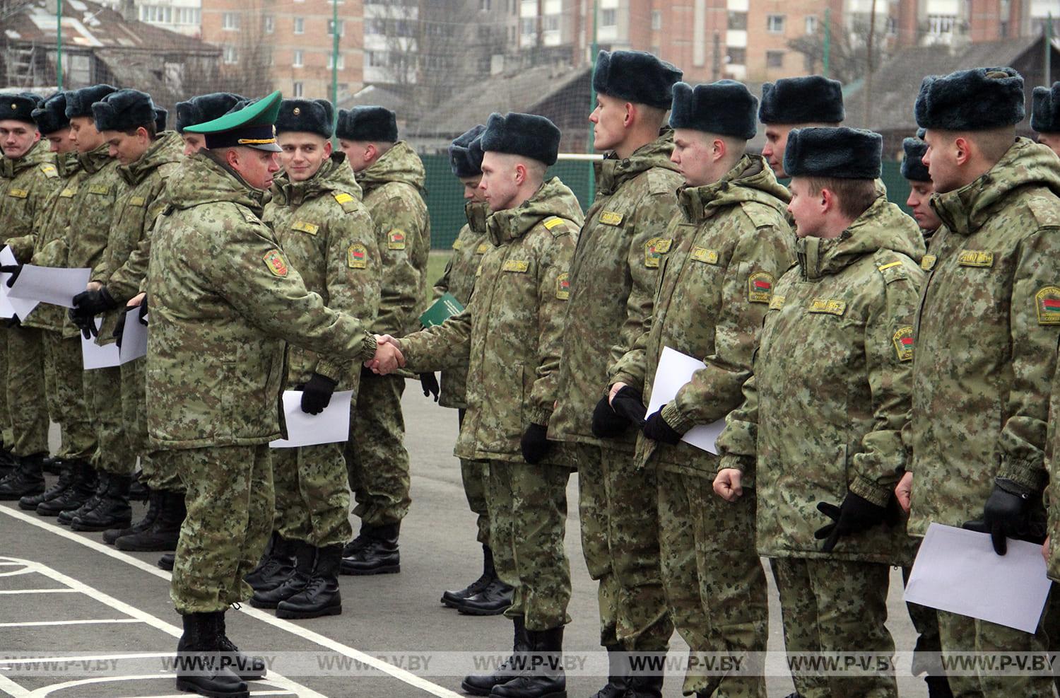 «Спасибо за службу!»: более 70 военнослужащих уволены в запас «Спасибо за службу!»: более 70 военнослужащих уволены в запас