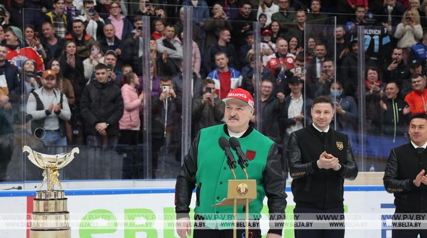 Лукашенко: белорусский хоккей существует благодаря "Юности" и "Динамо", но хочется побед региональных команд