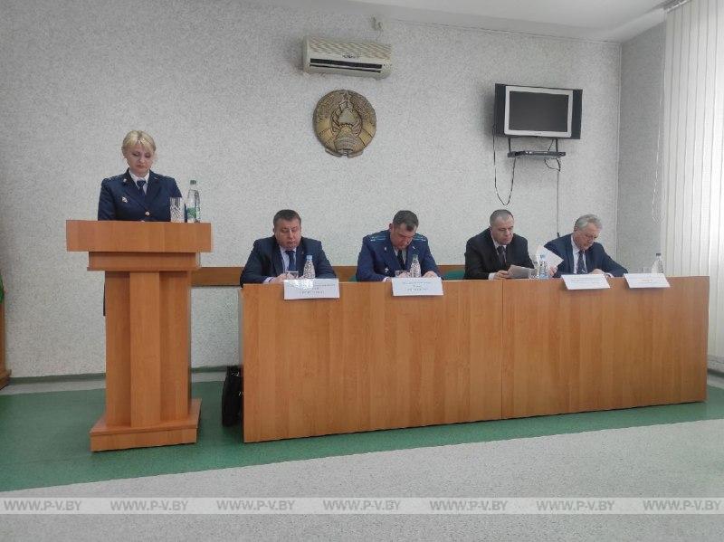 В Пинске наблюдается значительный рост хулиганств В Пинске наблюдается значительный рост хулиганств