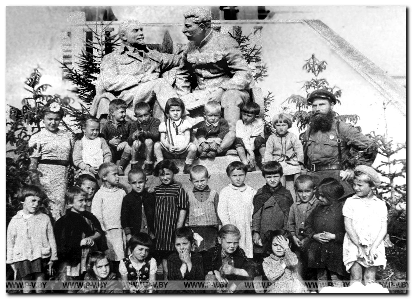 Интонации времени: история пинской скульптурной лениниады