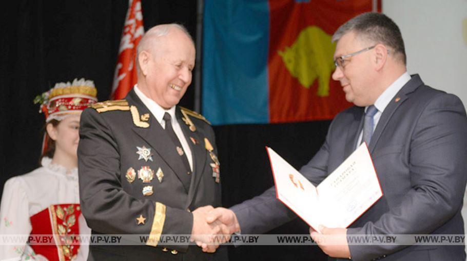 Люди, преданные своему народу Люди, преданные своему народу