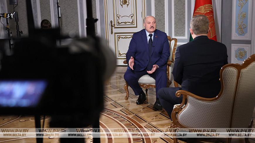 О прекращении войны, санкциях, свободе слова и демократии. Все подробности интервью Лукашенко для AP О прекращении войны, санкциях, свободе слова и демократии. Все подробности интервью Лукашенко для AP