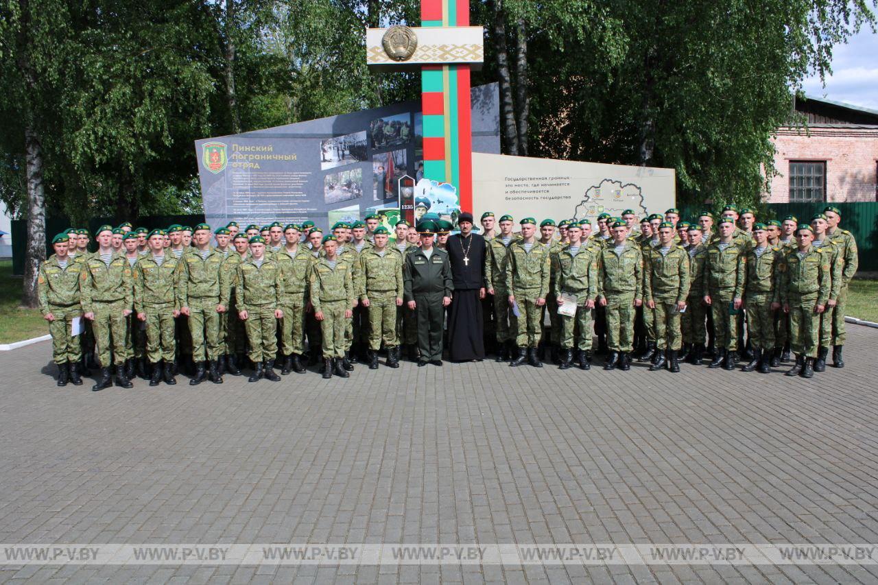 Достойно отслужили Достойно отслужили