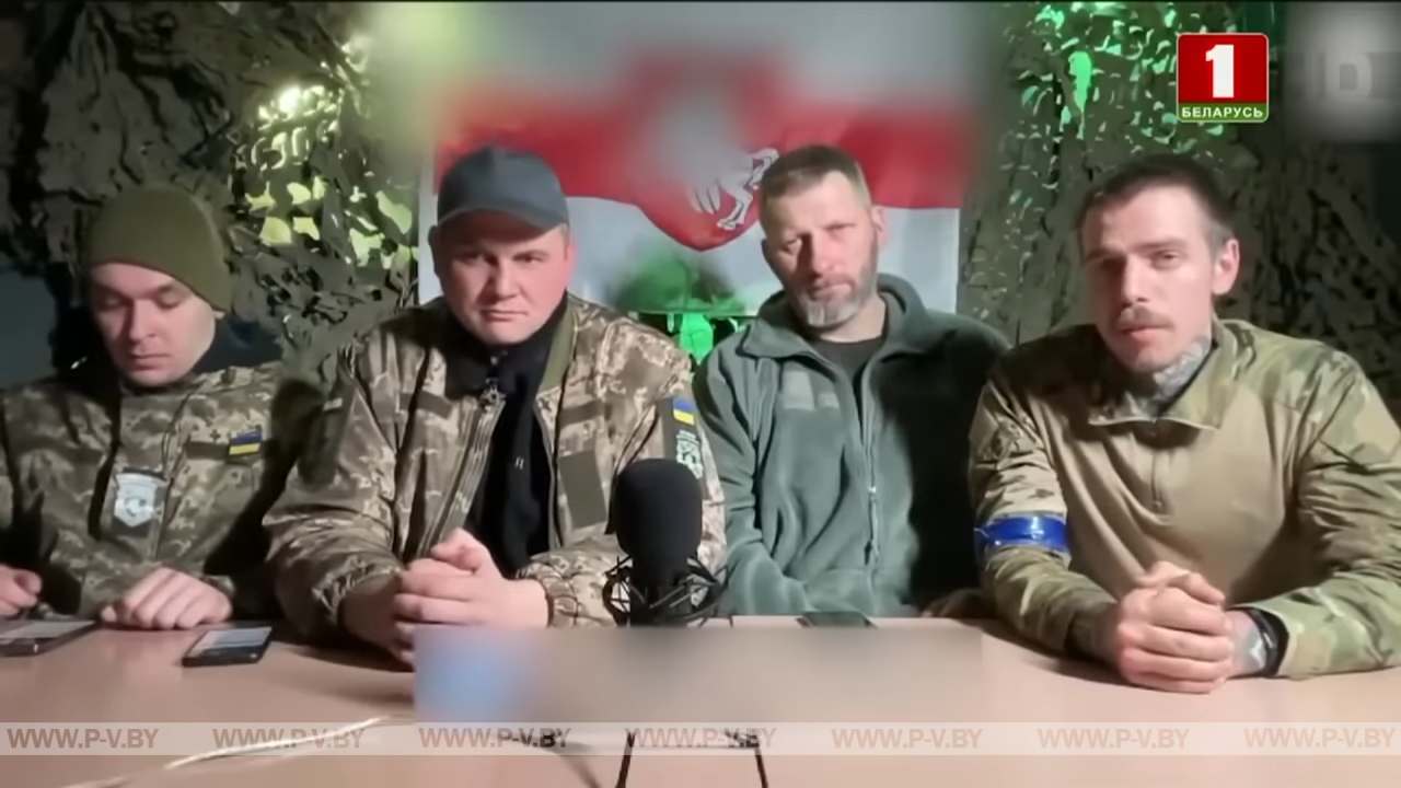 Азовцы на "Азовстали" сдались в плен Азовцы на "Азовстали" сдались в плен
