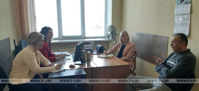 Сегодня в Пинске в ОАО “Стройтрест № 2” состоялся правовой прием граждан по трудовым вопросам