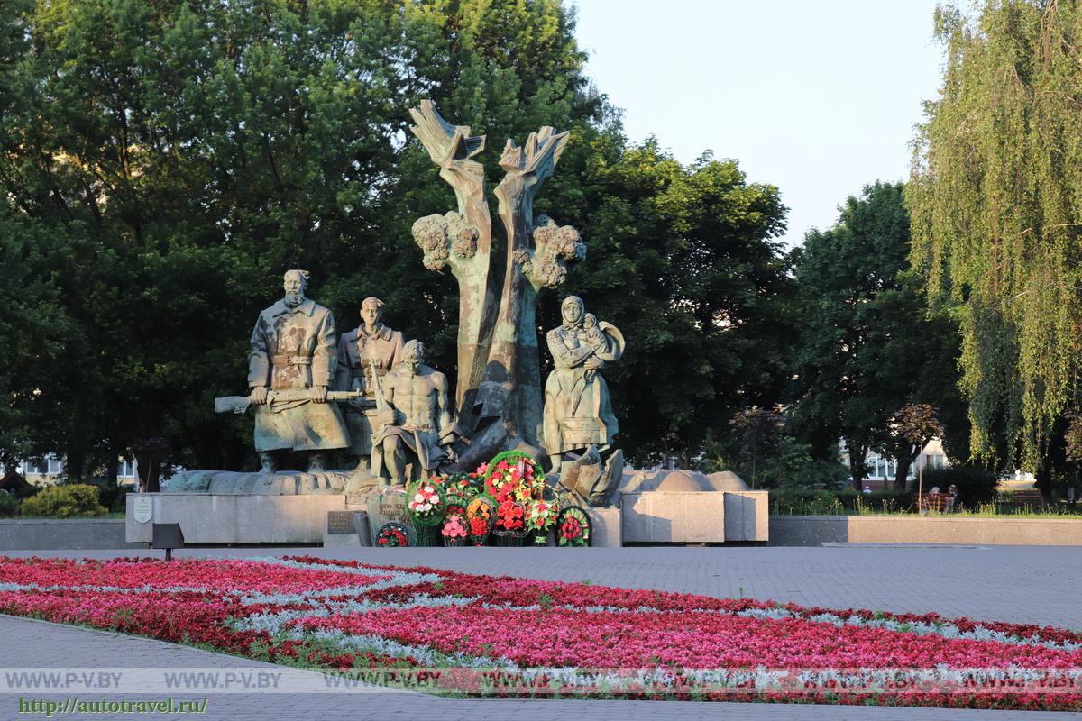 Место встречи – Поляна партизанской Славы