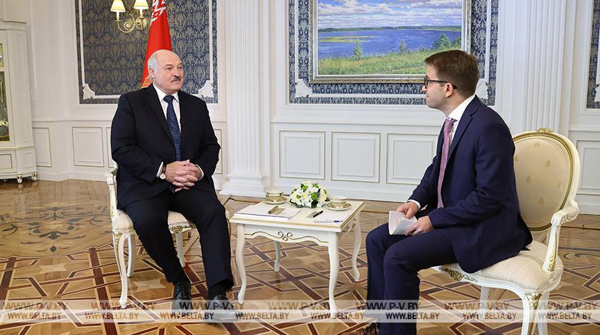Лукашенко дал интервью информагентству Франс Пресс Лукашенко дал интервью информагентству Франс Пресс