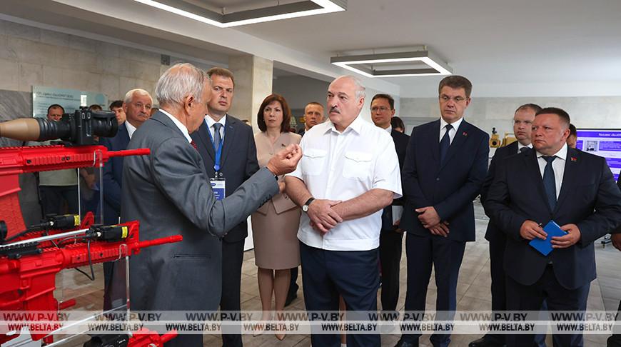 "Россия вся в очереди стоит". Лукашенко на БелОМО рассказали о перспективном проекте