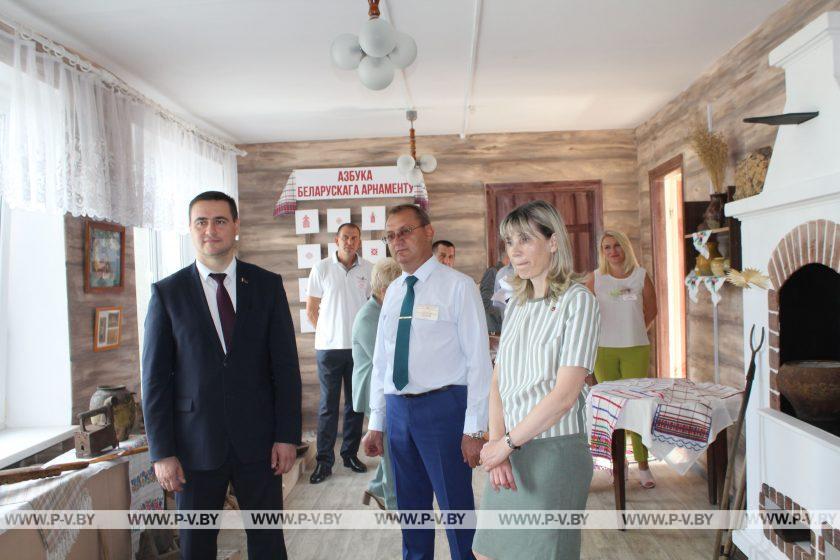 С рабочим визитом Пинск посетил министр образования