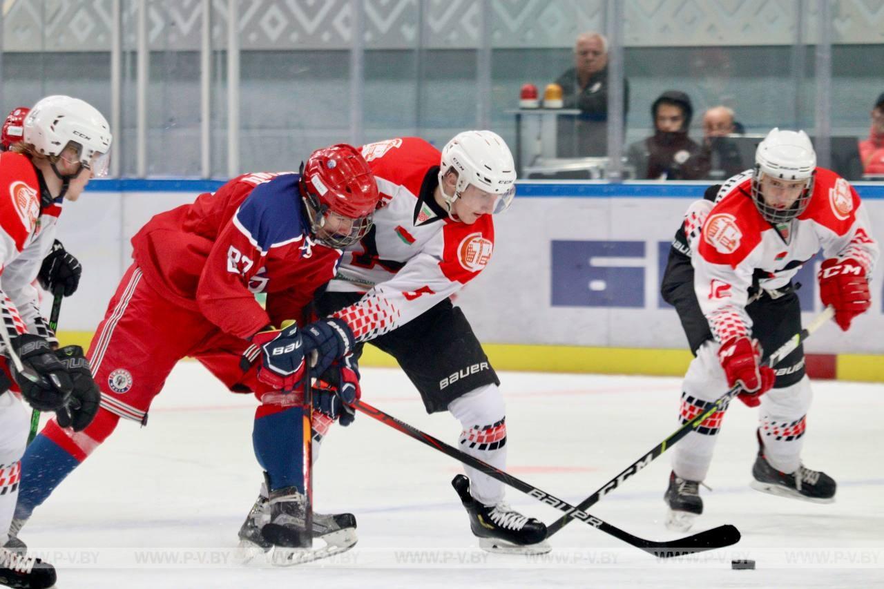 Пинские хоккеисты завоевали право выступать в полуфинале Кубка Цыплакова