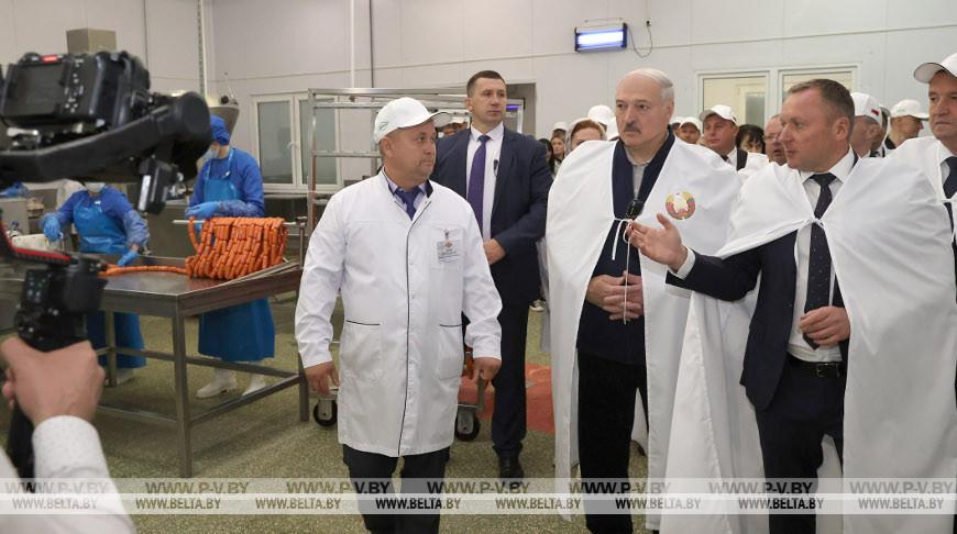 Лукашенко в Крупском районе: тема сегодняшнего нашего урока - дальнейшая модернизация сельского хозяйства