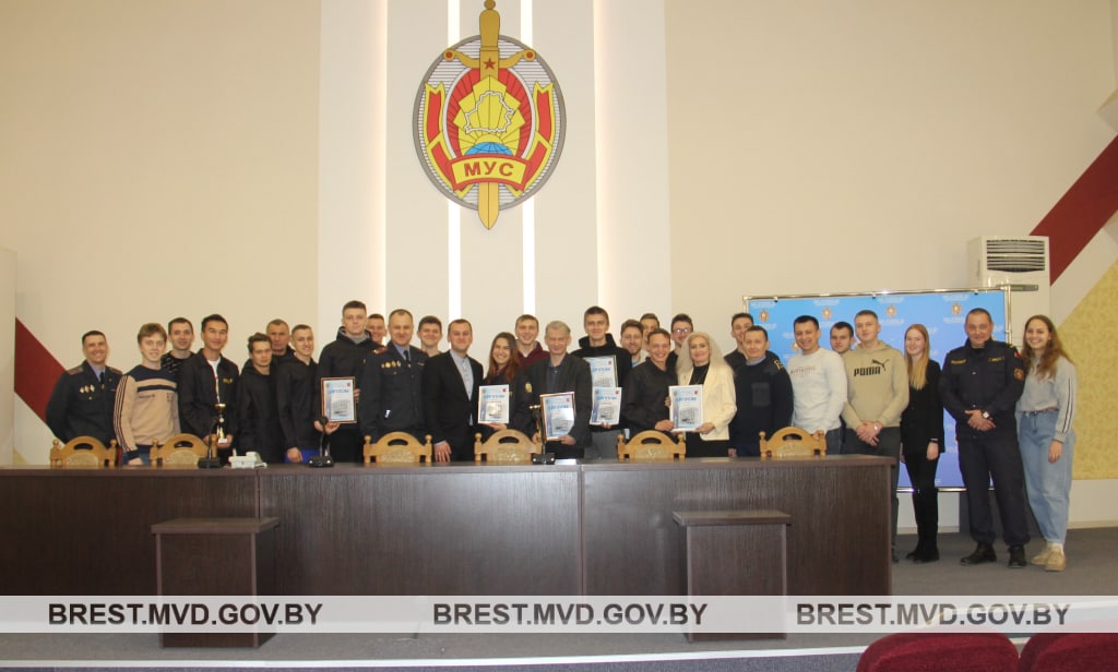 Смотр-конкурс добровольных дружин прошел в Пинске