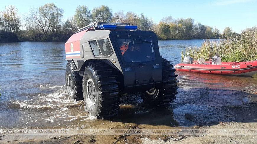 Вездеход на шинах сверхнизкого давления появился в арсенале пинских спасателей Вездеход на шинах сверхнизкого давления появился в арсенале пинских спасателей