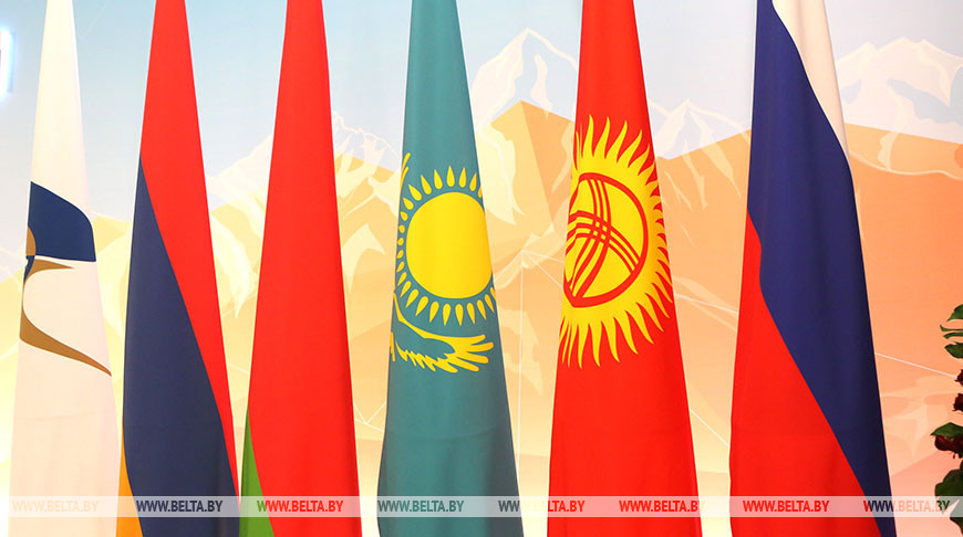 Лукашенко направился с рабочим визитом в Кыргызстан