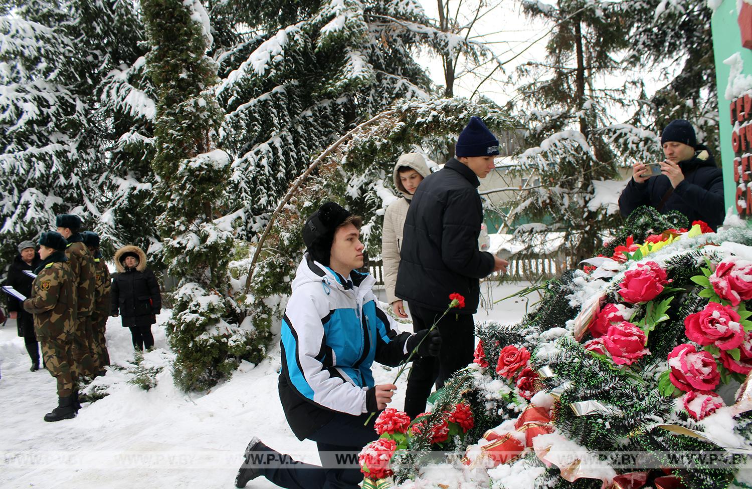 В средней школе № 18 прошла городская ученическая конференция о партизанском движении на Пинщине