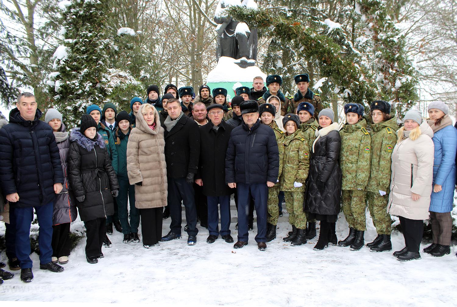 В средней школе № 18 прошла городская ученическая конференция о партизанском движении на Пинщине