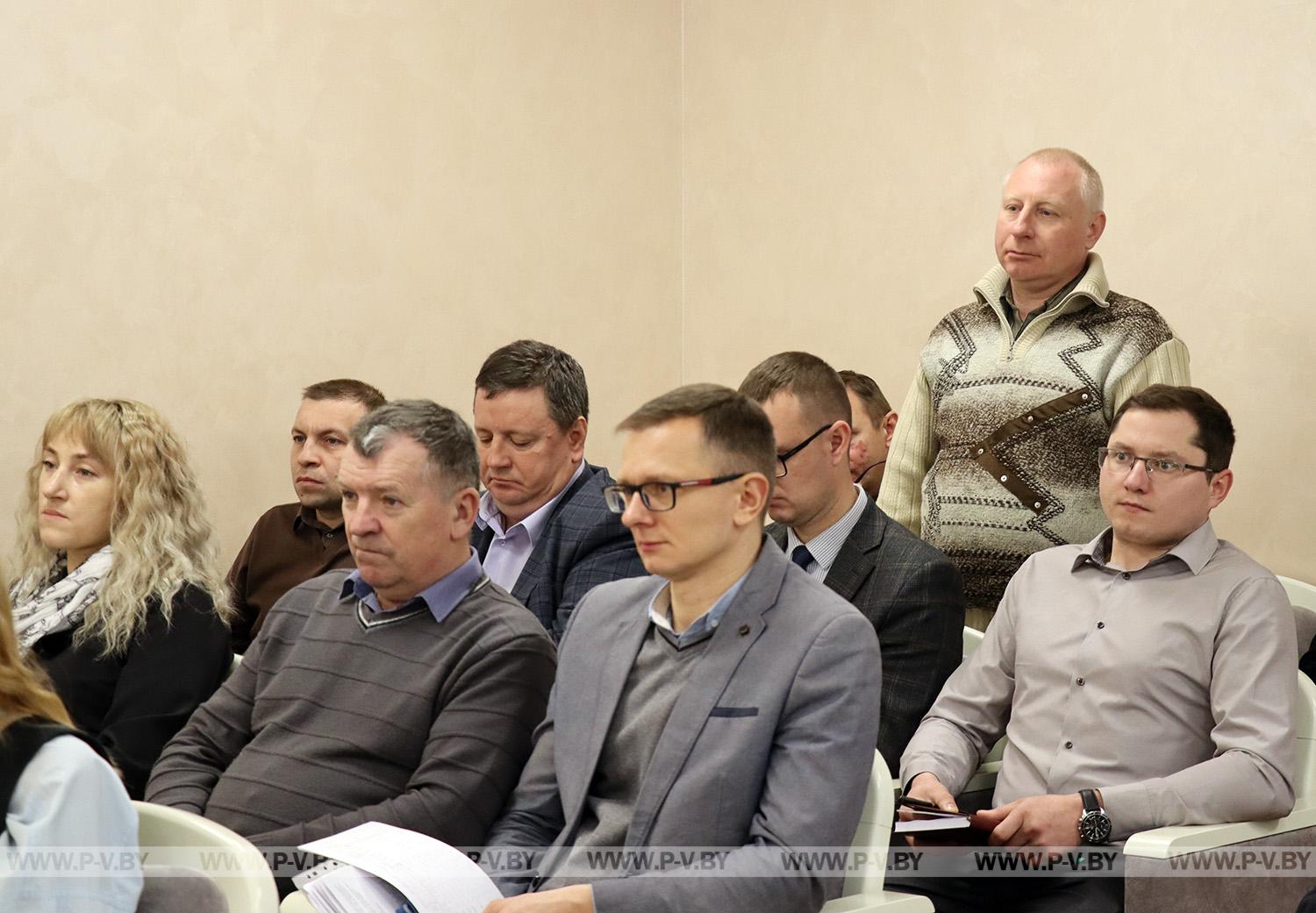 Валерий Ребковец: «Инфекционный корпус – стройка №1 в Пинске»