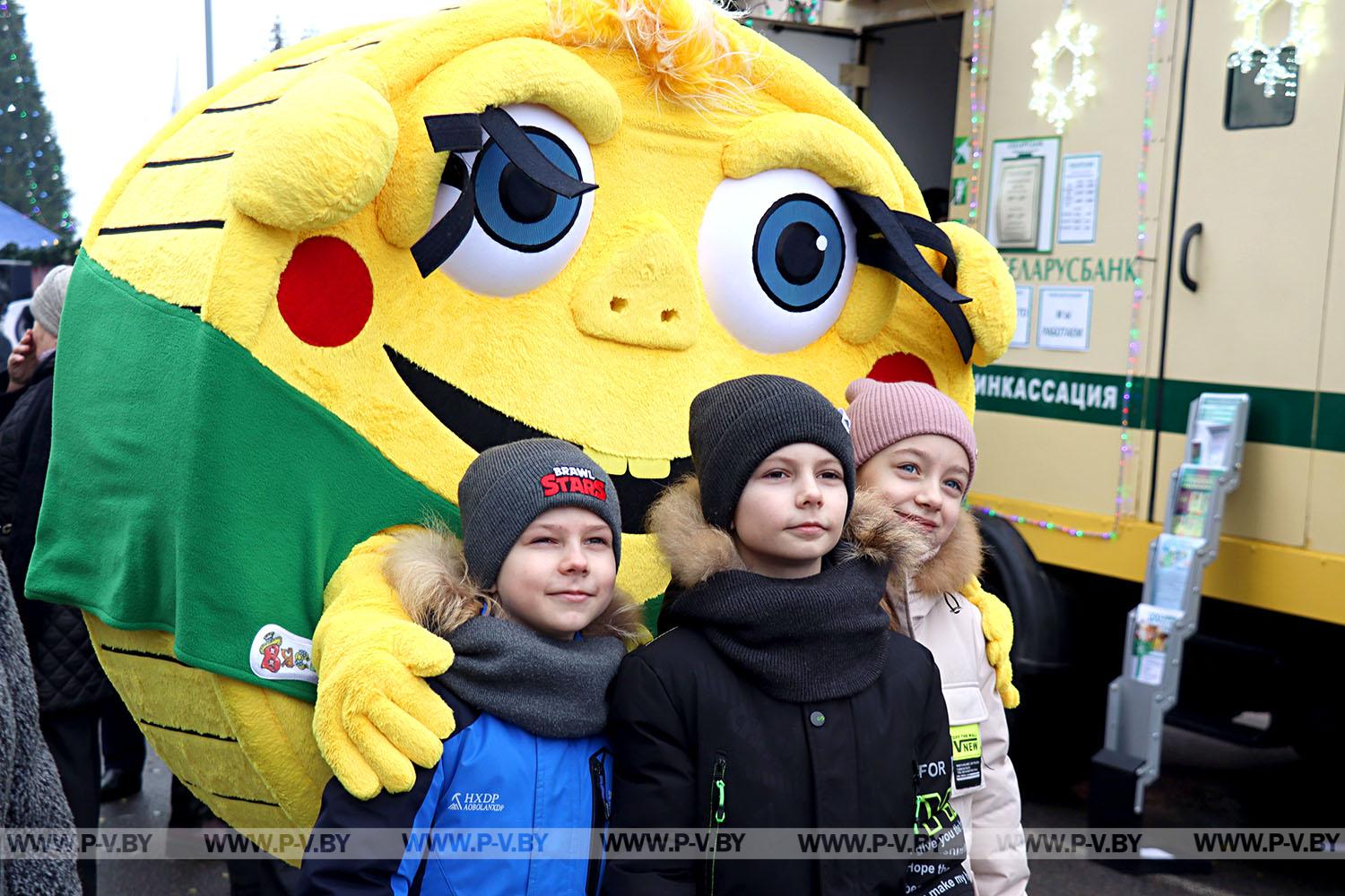 Пинчане приняли участие в областном фестивале-ярмарке «Берестейские сани-2023», который проходил в выходные в Барановичах