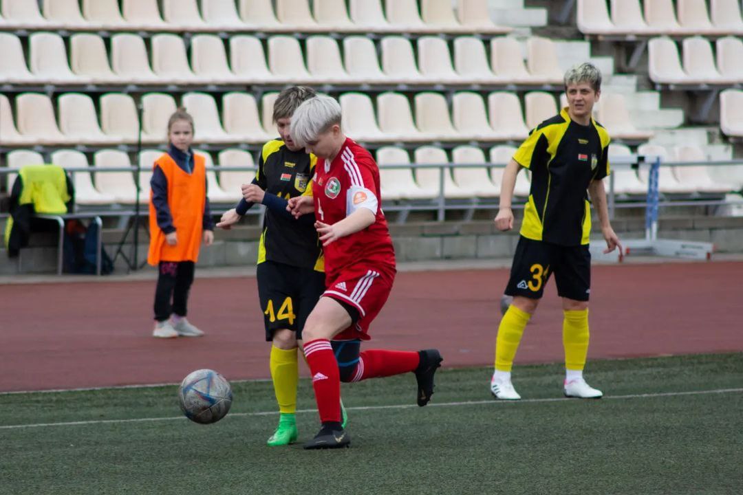 Женский футбол: как сыграли «ДЮСШ-ПолесГУ» и «Бобруйчанка»?