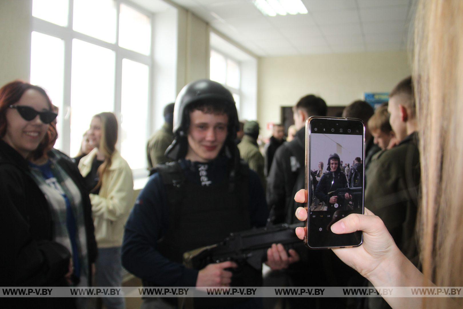 В Пинске наградили лучших дружинников и членов отрядов МООП