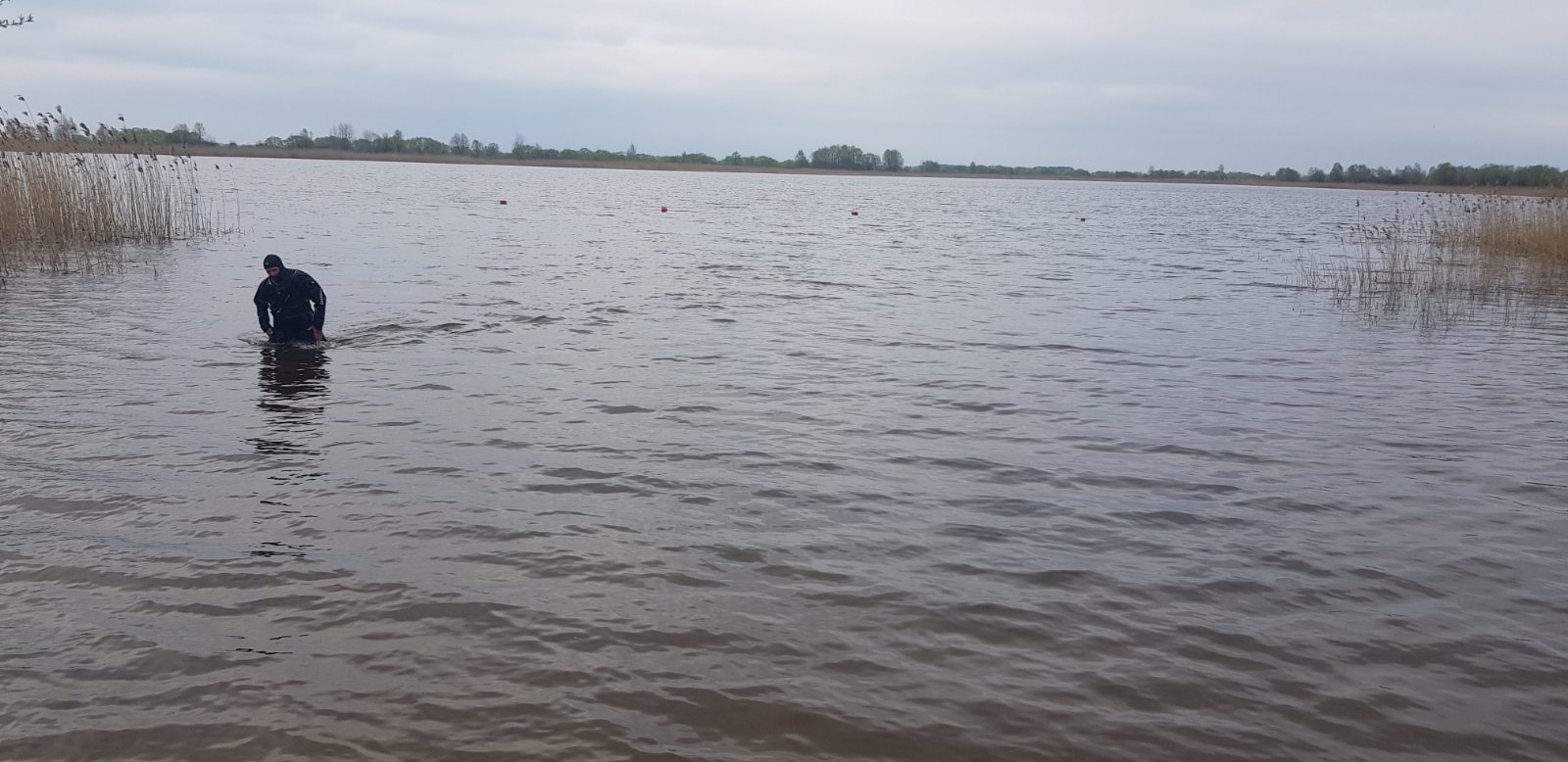 Водолазы Пинской спасательной станции очистили акватории мест массового отдыха населения у воды