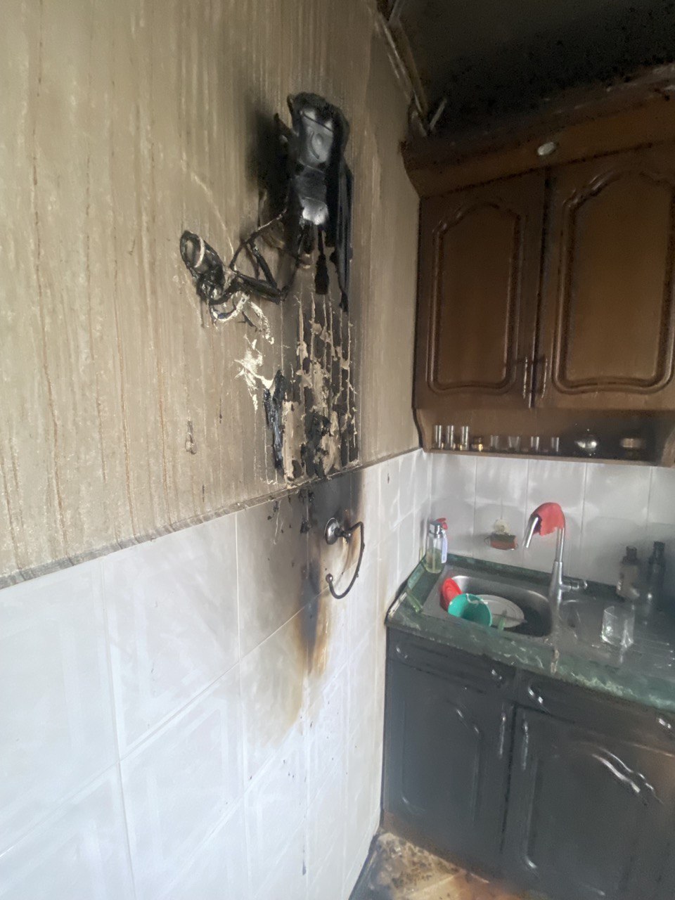В Пинске случился пожар в квартире, в Пинском районе горел мотоцикл