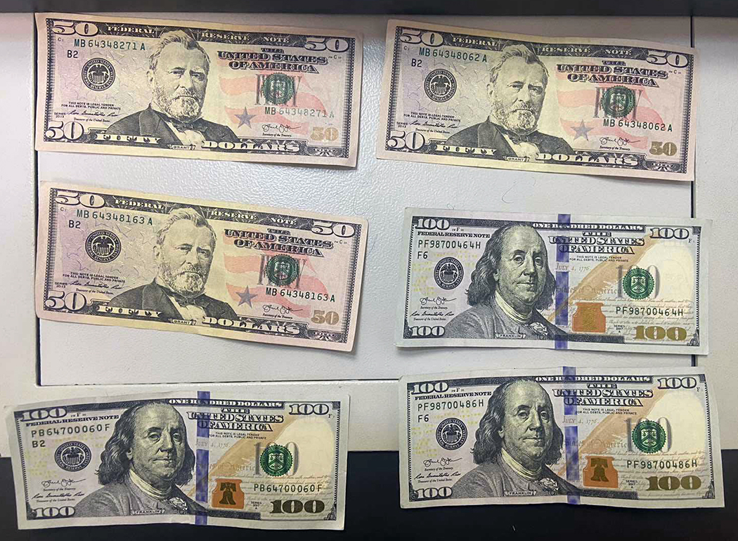 Фальшивые доллары выявили в Пинске
