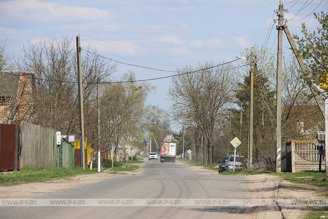 С тротуаром придётся подождать