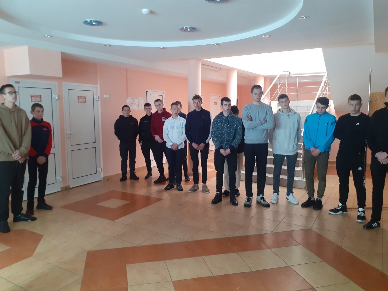 Как прошла диалоговая площадка «Твой выбор – путь к успеху» в Парохонской средней школе?