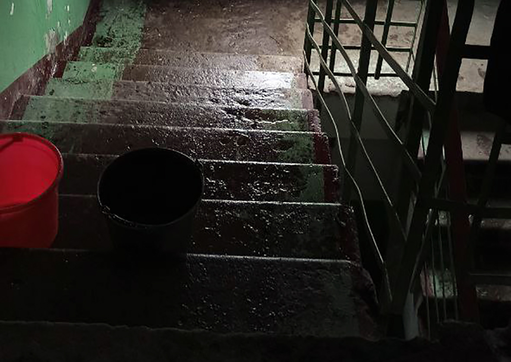 Квартиры залило водой. Что делать? Квартиры залило водой. Что делать?