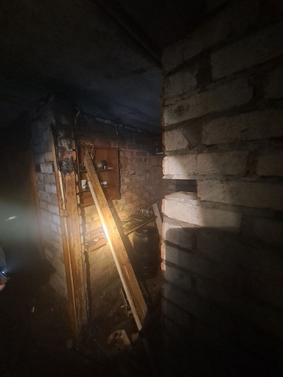 В подвале жилого дома случился пожар