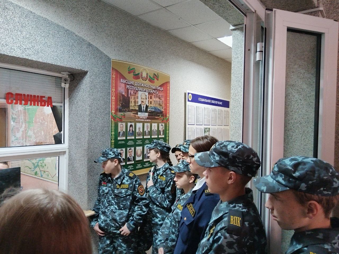 Участники военно-патриотического клуба «Щит Полесья» посетили Пинский отдел Департамента охраны