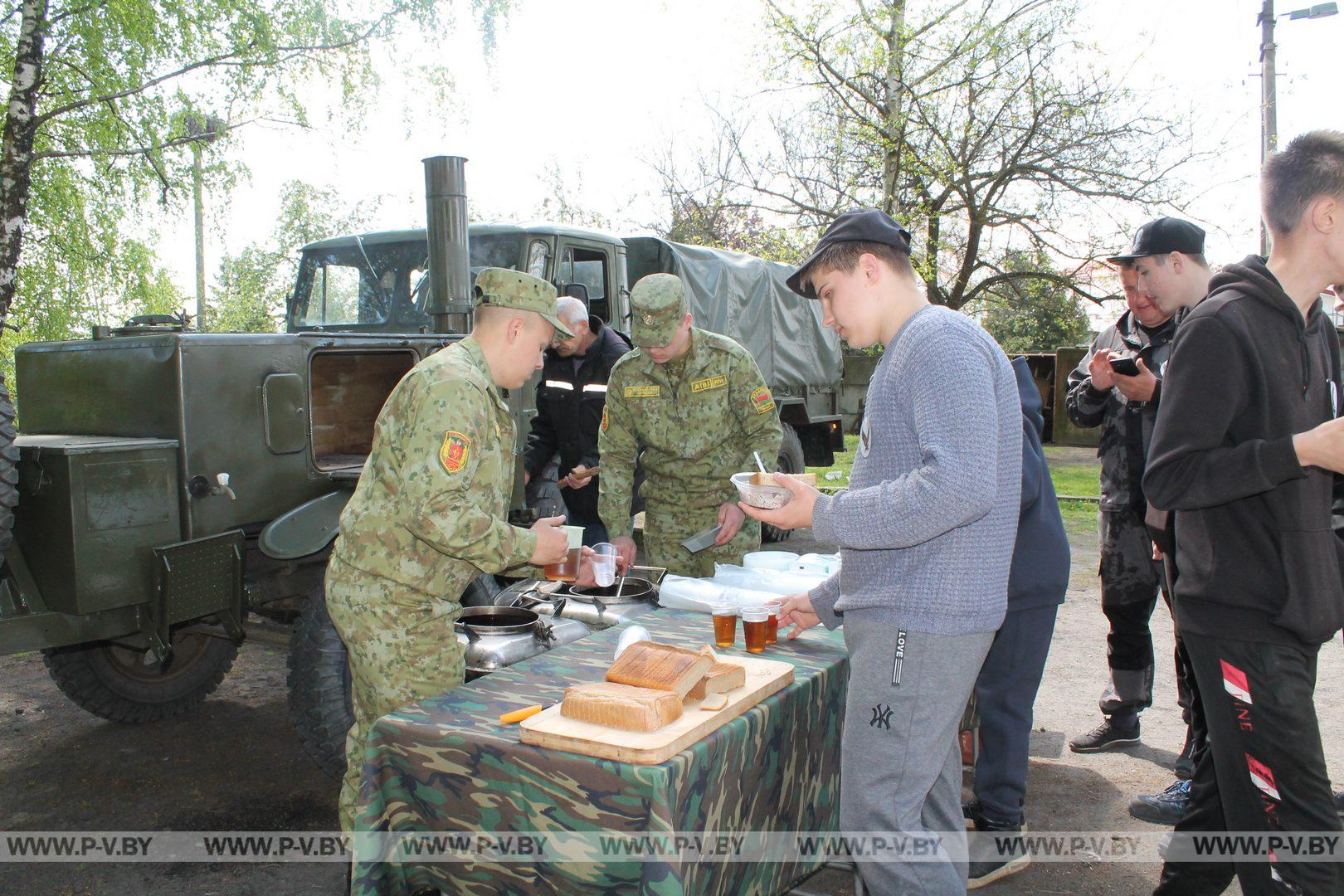 В Почапово прошла военно-патриотическая игра «Зарница»