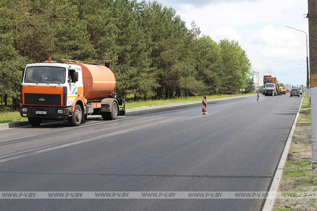Выяснили, как ликвидируют ямы на дорогах и куда с игровой площадки исчезла баскетбольная корзина