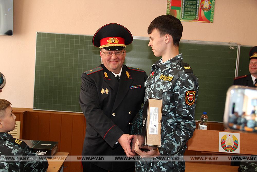 В Пинске торжественно открыт военно-патриотический клуб «Щит Полесья»