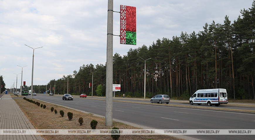 Лукашенко: поставлена задача за 2023 год привести в порядок и отремонтировать все дороги