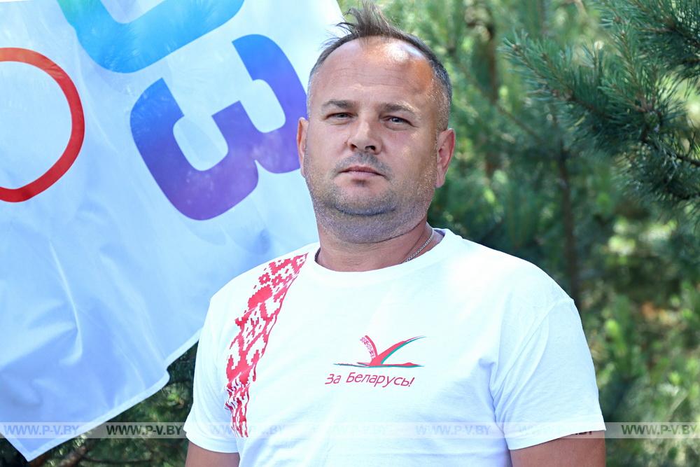 Александр КАМЕЛИН: «Благодаря подвигу наших предков, мы сегодня независимы и свободны» Александр КАМЕЛИН: «Благодаря подвигу наших предков, мы сегодня независимы и свободны»