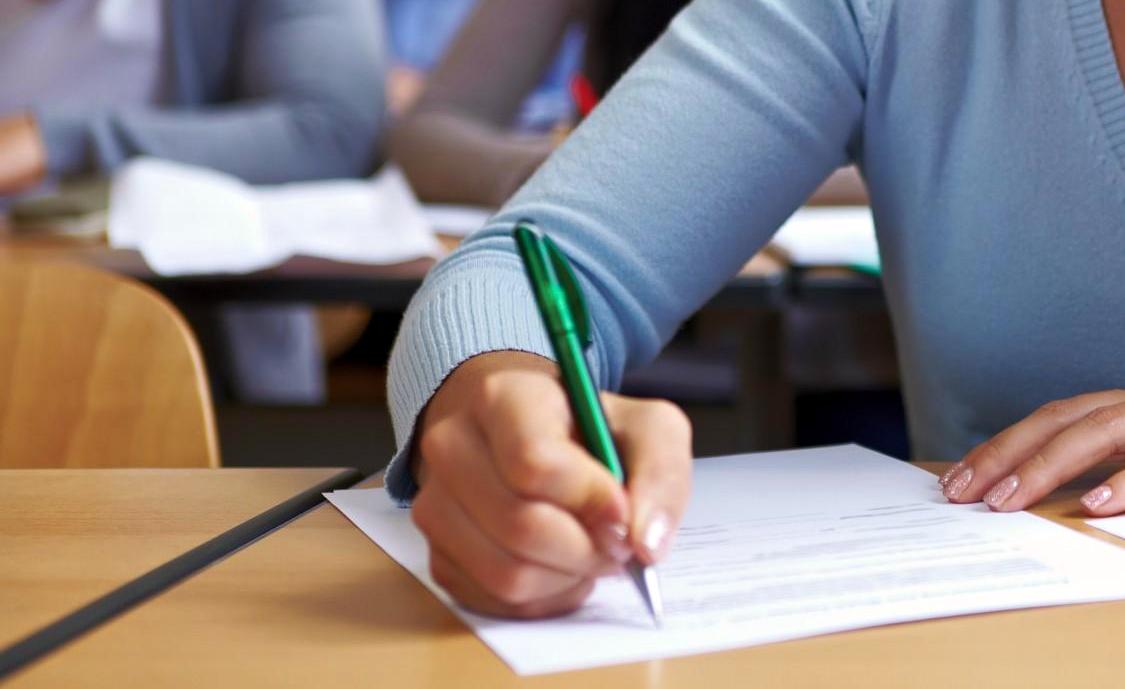 Выяснили, что среди «стобалльников» немало пинчан и жителей района