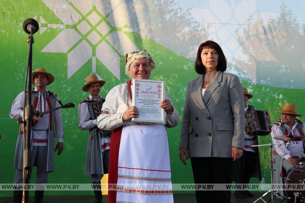 Вёска Парэчча прымала ўдзельнікаў VIІ абласнога свята-конкурсу “Грай, гармонік! Звіні, прыпеўка!”