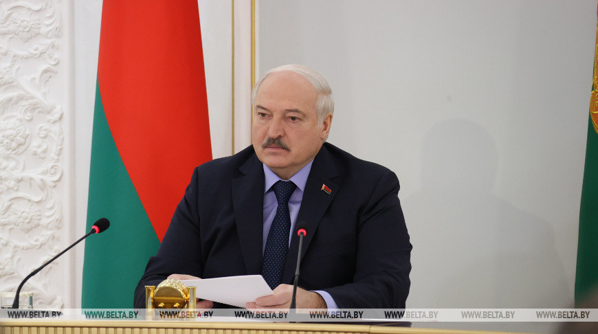 Какие регионы больше всего вызывают опасение и что поручил Лукашенко. Детали президентского селектора