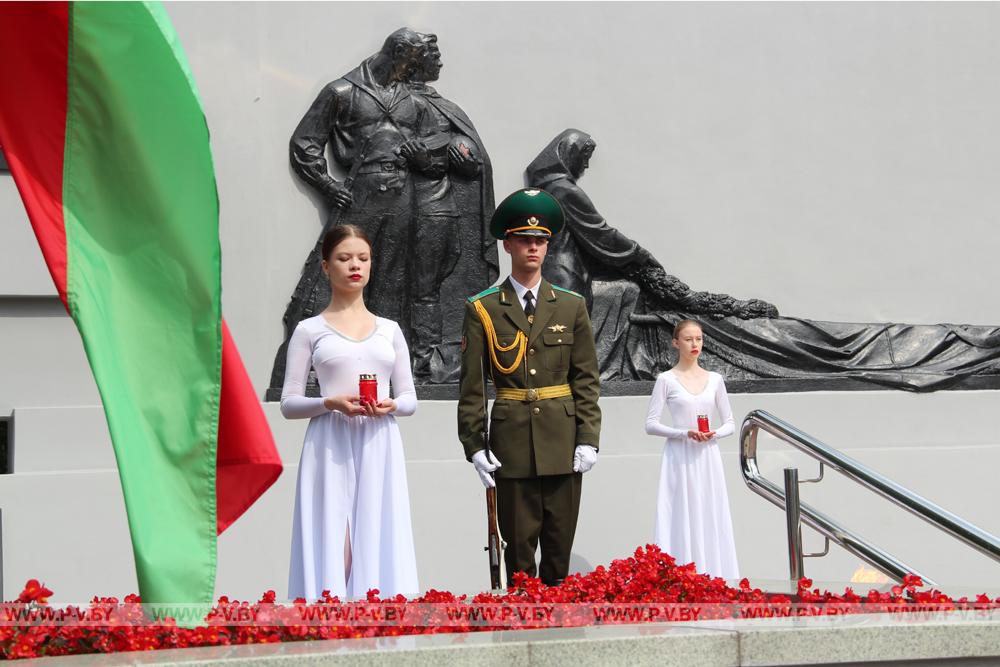 Сегодня Пинск торжественно отмечает 79-летие освобождения города от немецко-фашистских захватчиков Сегодня Пинск торжественно отмечает 79-летие освобождения города от немецко-фашистских захватчиков