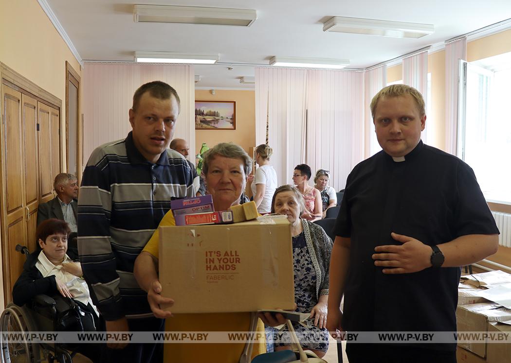 В территориальном центре Пинского района состоялась встреча с представителями религиозной миссии «Благотворительное католическое общество «Каритас»